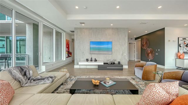 540 N TAMIAMI TRAIL 1004, Sarasota, FL 34236