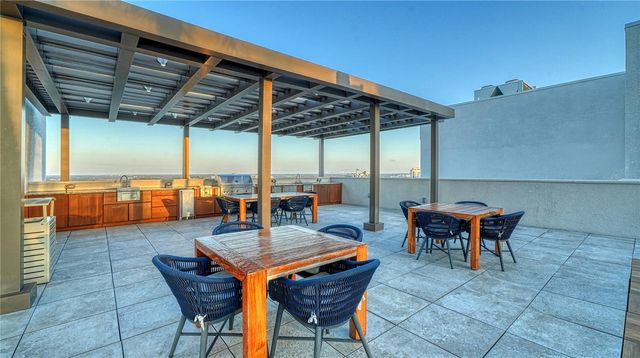 540 N TAMIAMI TRAIL 1004, Sarasota, FL 34236