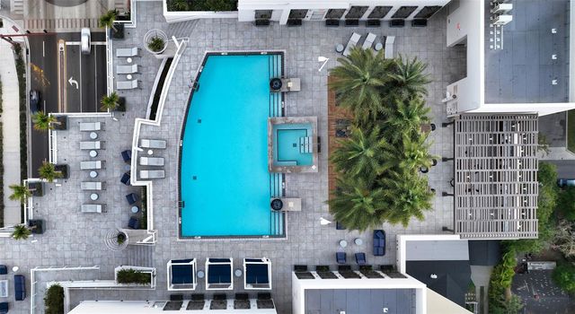 540 N TAMIAMI TRAIL 1004, Sarasota, FL 34236