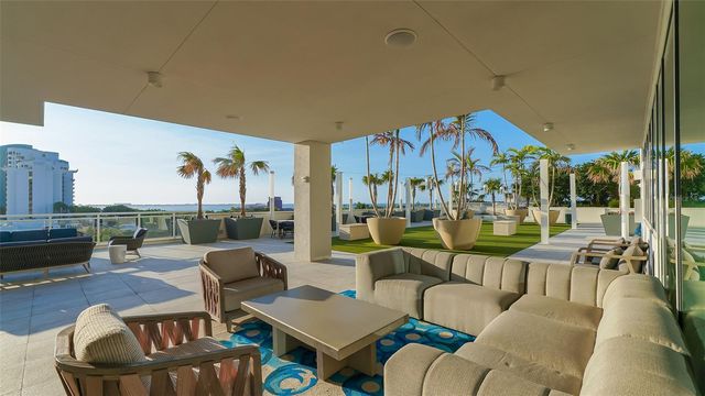 540 N TAMIAMI TRAIL 1004, Sarasota, FL 34236