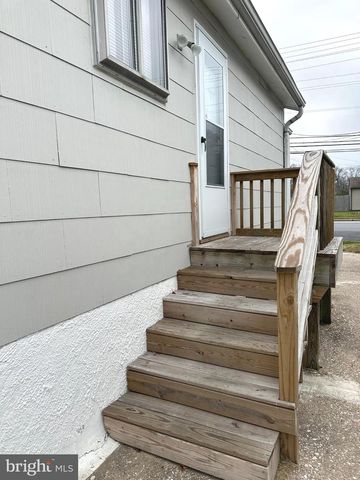 1120 INGLESIDE AVE, Gwynn Oak, MD 21207