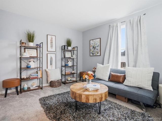 29384 Jennifer, Chesterfield, MI 48051