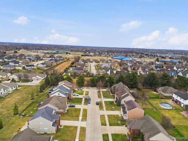 29384 Jennifer, Chesterfield, MI 48051