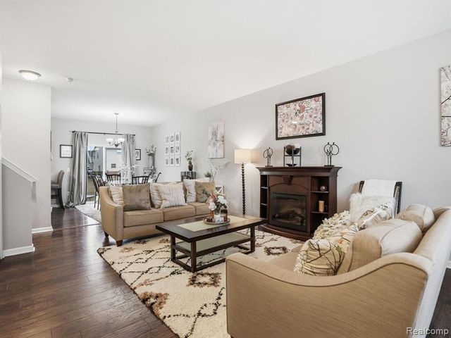 29384 Jennifer, Chesterfield, MI 48051