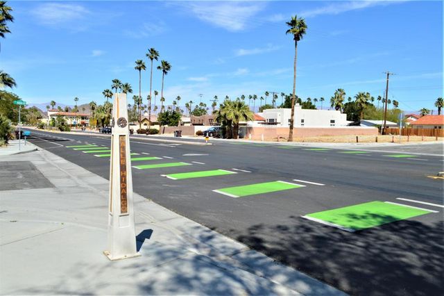 51555 Eisenhower Drive, La Quinta, CA 92253