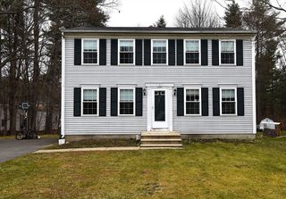 20 Stephanie Dr, Gardner, MA 01440