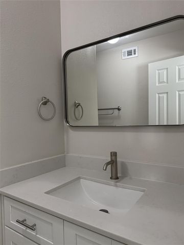 1824 Thonig Road 14, Houston, TX 77055