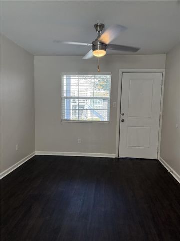 1824 Thonig Road 14, Houston, TX 77055