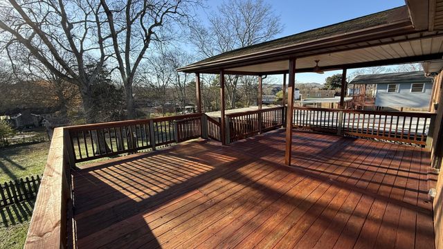 6411 Ranchero DR, Nashville, TN 37209