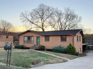 6411 Ranchero DR, Nashville, TN 37209