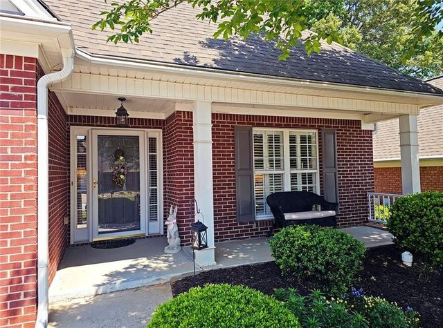 930 Livery Circle, Lawrenceville, GA 30046
