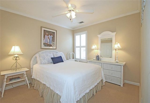 930 Livery Circle, Lawrenceville, GA 30046