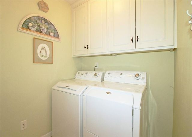 930 Livery Circle, Lawrenceville, GA 30046