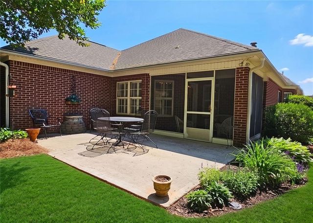 930 Livery Circle, Lawrenceville, GA 30046
