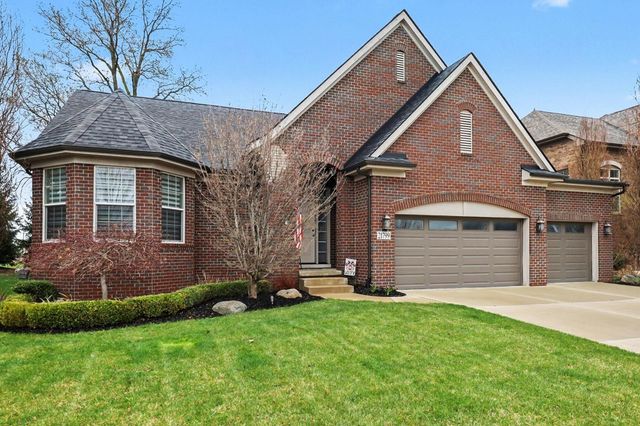 21799 Christenbury Creek Boulevard, Macomb Twp, MI 48044