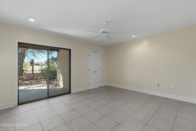 3938 S Placita De La Moneda, Green Valley, AZ 85622