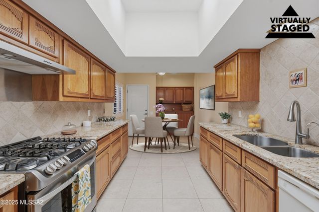 3938 S Placita De La Moneda, Green Valley, AZ 85622