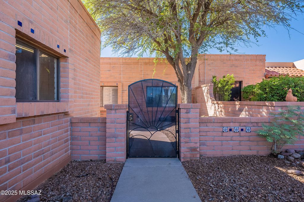 3938 S Placita De La Moneda, Green Valley, AZ 85622