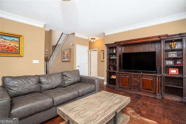 902 Daylight Circle, Lawrenceville, GA 30045
