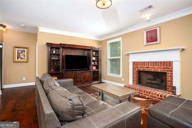 902 Daylight Circle, Lawrenceville, GA 30045