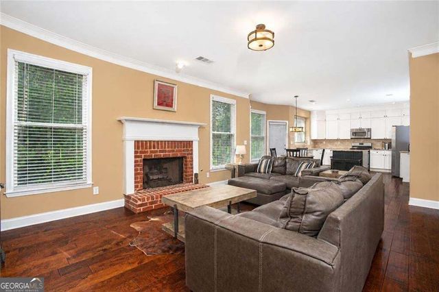 902 Daylight Circle, Lawrenceville, GA 30045
