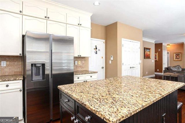 902 Daylight Circle, Lawrenceville, GA 30045
