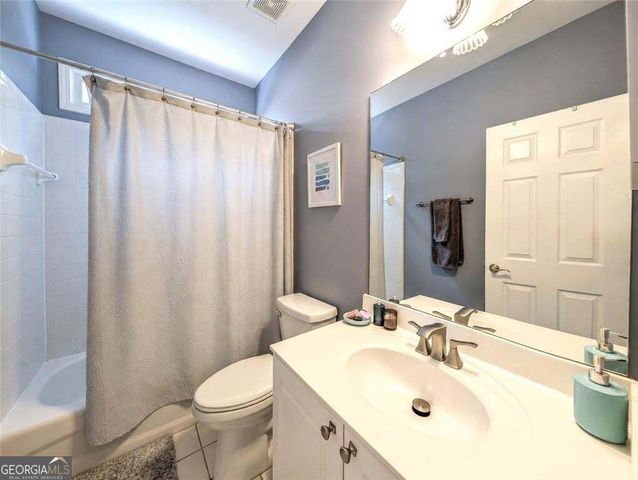 902 Daylight Circle, Lawrenceville, GA 30045