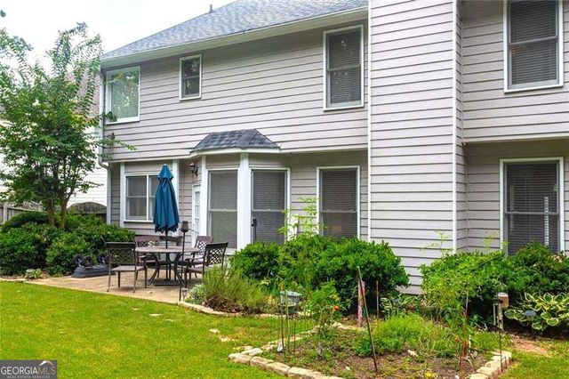 902 Daylight Circle, Lawrenceville, GA 30045