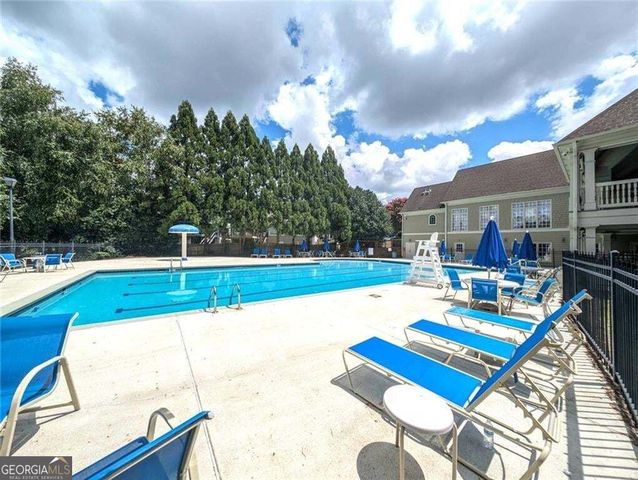 902 Daylight Circle, Lawrenceville, GA 30045
