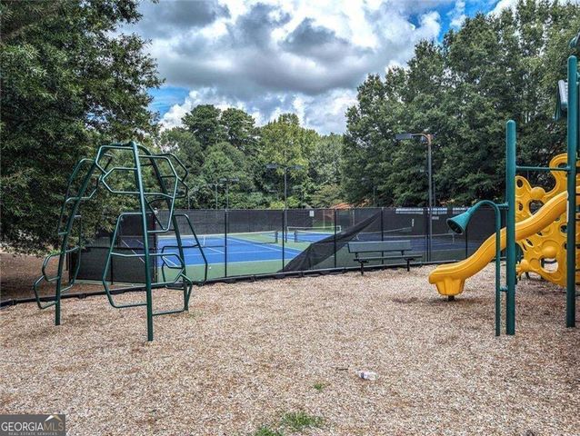 902 Daylight Circle, Lawrenceville, GA 30045