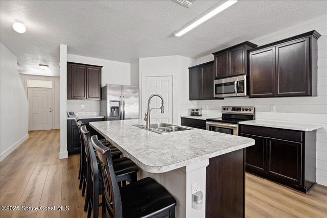 1120 Swiss Pointe Lane, Rockledge, FL 32955
