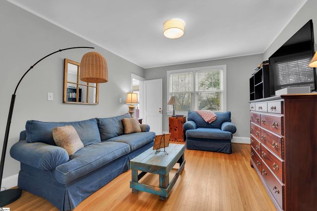 13 Club Drive, Greenville, SC 29605