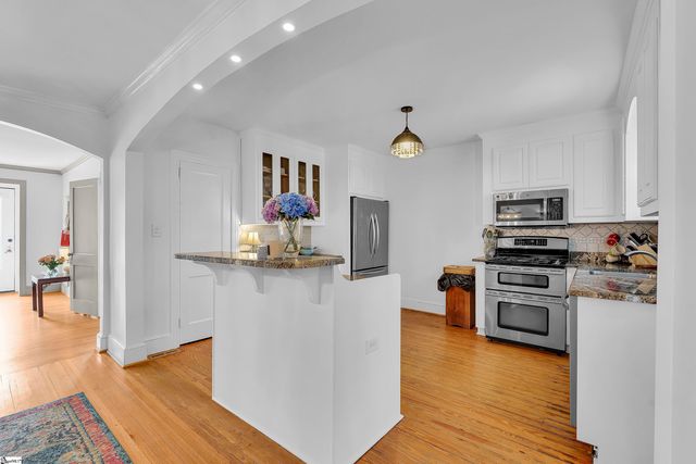 13 Club Drive, Greenville, SC 29605