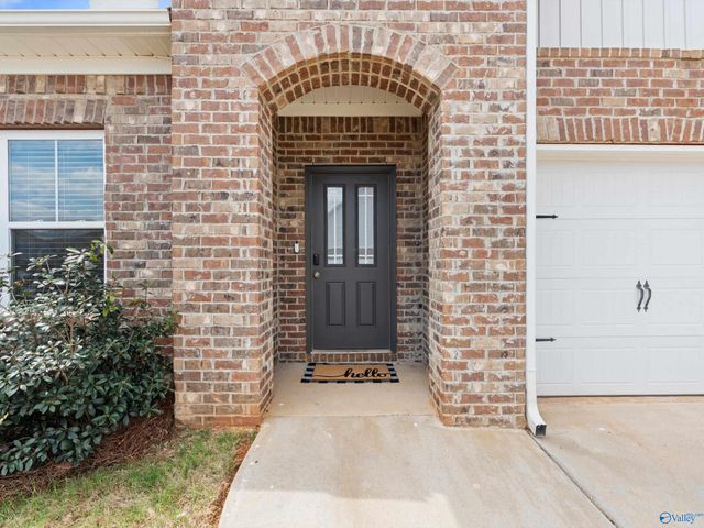 404 Arcanum Lane, New Market, AL 35761