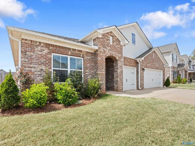 404 Arcanum Lane, New Market, AL 35761