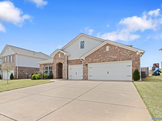 404 Arcanum Lane, New Market, AL 35761