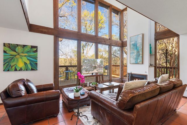 3161 Brincrest Circle, Farmers Branch, TX 75234