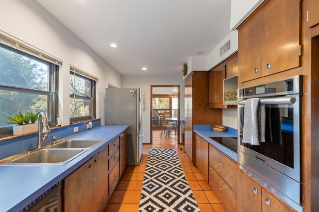 3161 Brincrest Circle, Farmers Branch, TX 75234