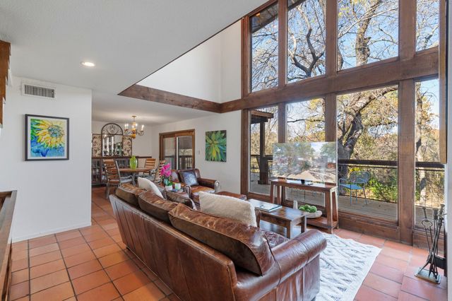 3161 Brincrest Circle, Farmers Branch, TX 75234