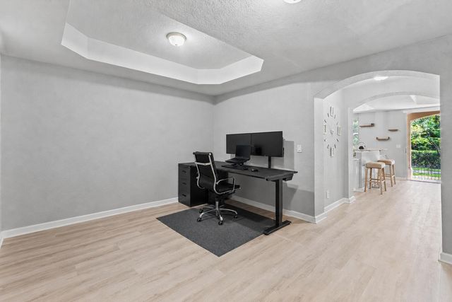 2928 HIDDEN HILLS Road 1404, West Palm Beach, FL 33411