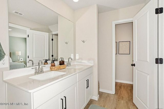 3608 YORK Lane TH2, Middleburg, FL 32068