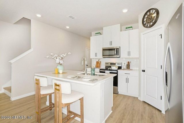 3608 YORK Lane TH2, Middleburg, FL 32068