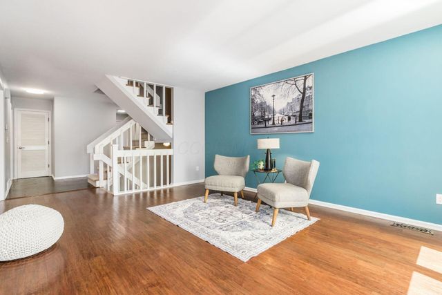 4528 Carriage Hill Lane, Columbus, OH 43220