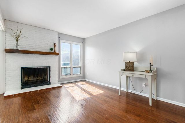 4528 Carriage Hill Lane, Columbus, OH 43220