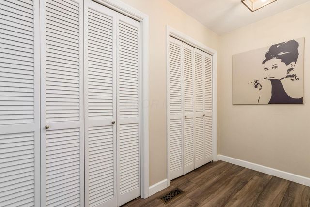 4528 Carriage Hill Lane, Columbus, OH 43220