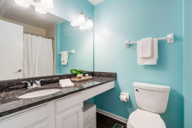 4528 Carriage Hill Lane, Columbus, OH 43220
