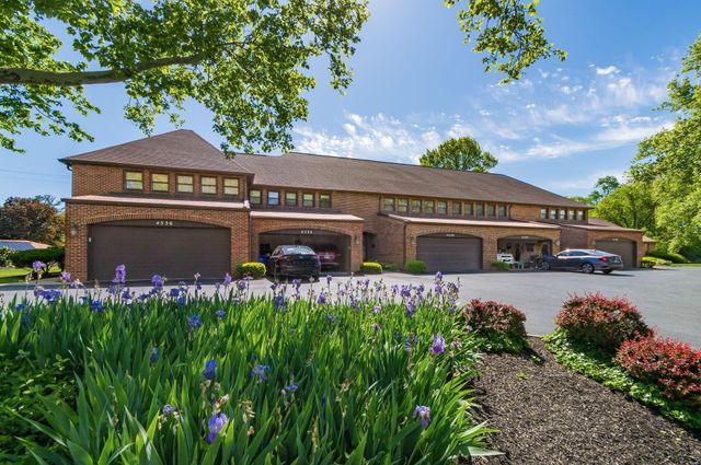 4528 Carriage Hill Lane, Columbus, OH 43220