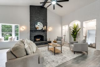 11915 Los Cerros, San Antonio, TX 78233