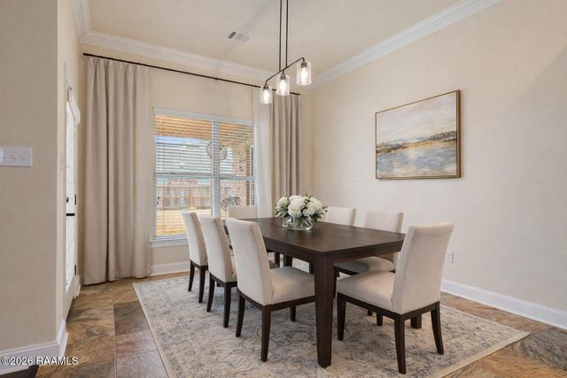 301 Brianna Lane, Broussard, LA 70518