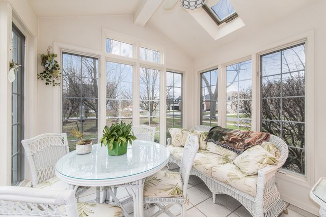 829 Hastings Street, Park Ridge, IL 60068